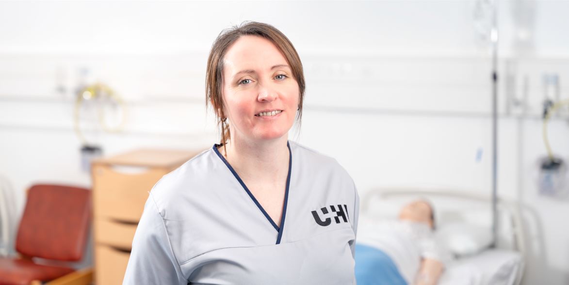 UHI student wins national nursing award